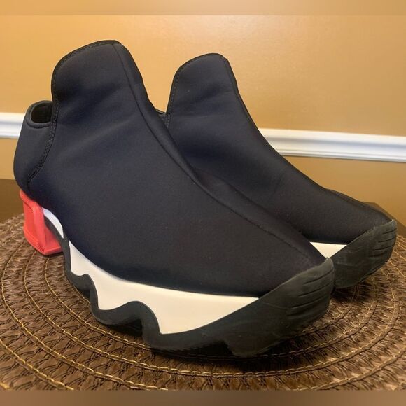 iRi NYC Unisex Black -White Red Heel Neoprene Sneaker Platform  Sz EU 38.5 US7.5 - Picture 4 of 8